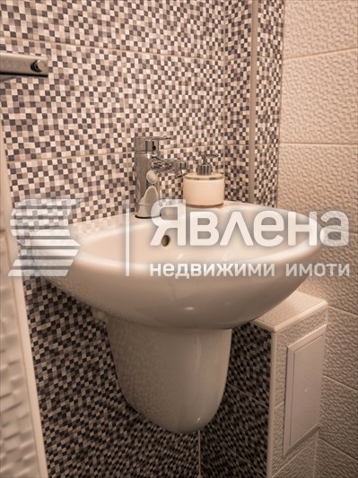 Детайл санитарно