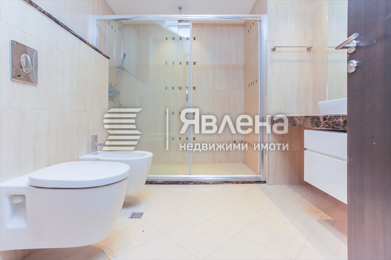 баня към спалня 3