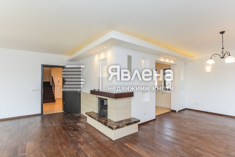 камина