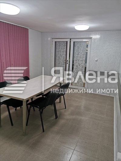 Отдава под наем офис Отдава под наем офис