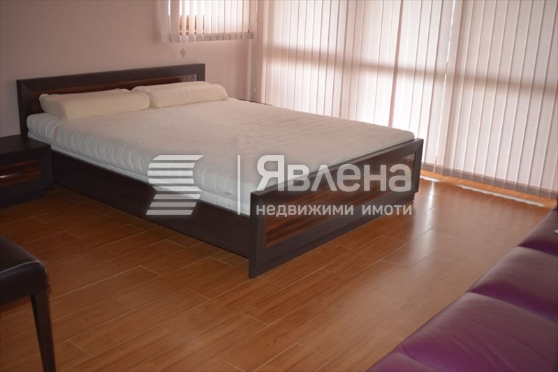 спалня 3