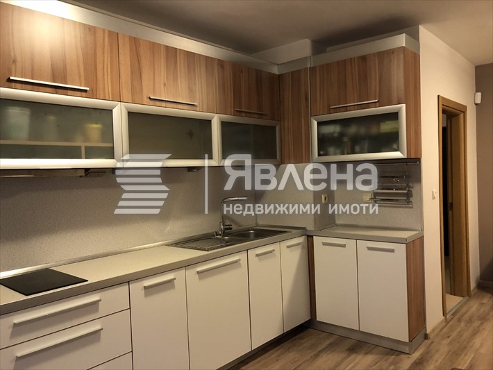 кухненски бокс