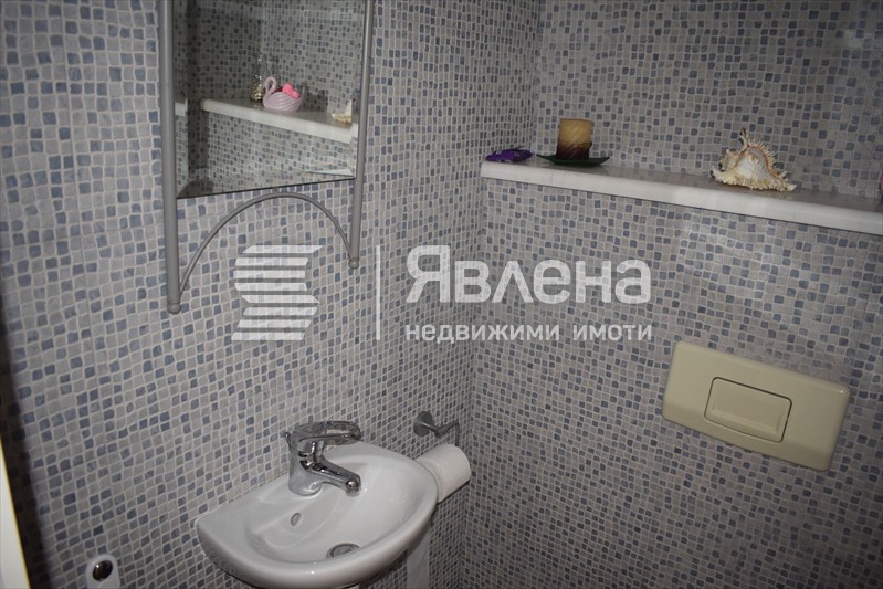 Тоалетна - гости 2