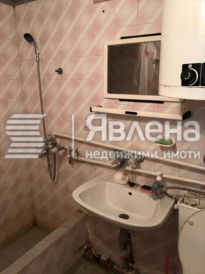 Баня и тоалетна