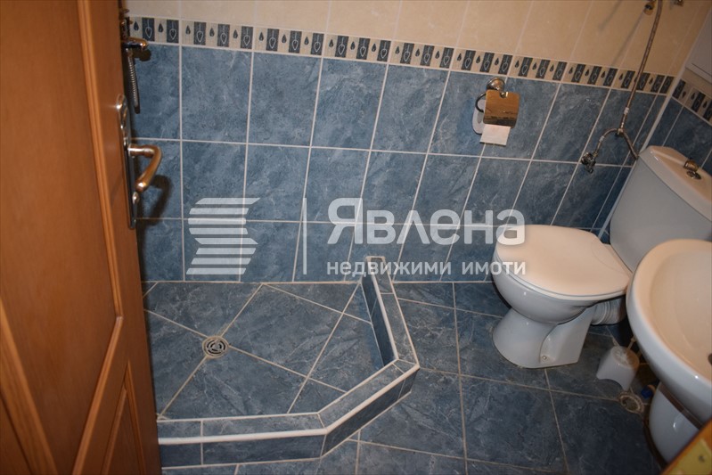 баня тоалетна 2 етаж