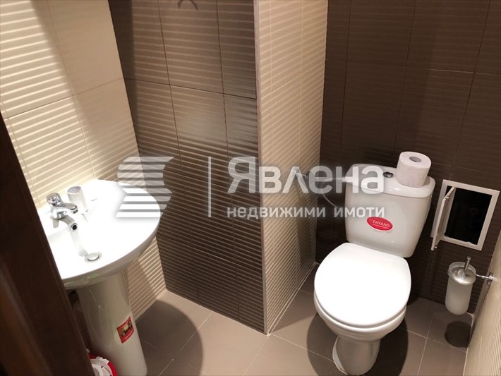 Тристаен Траката