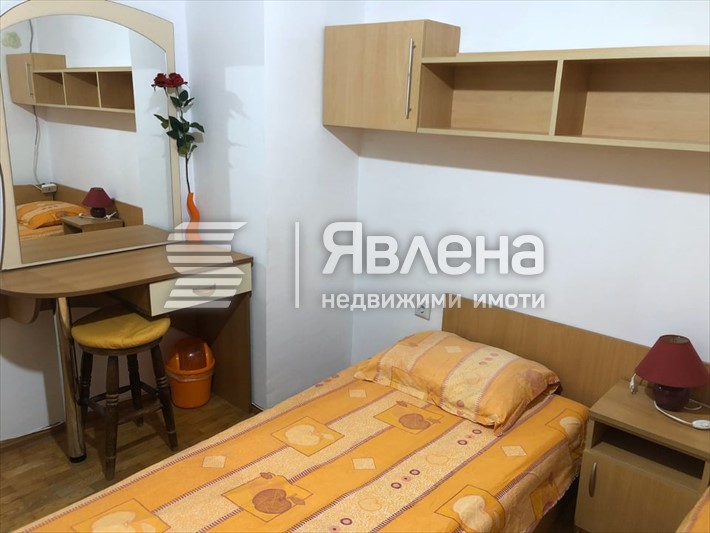 спалня 2