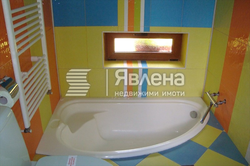 санитарен възел