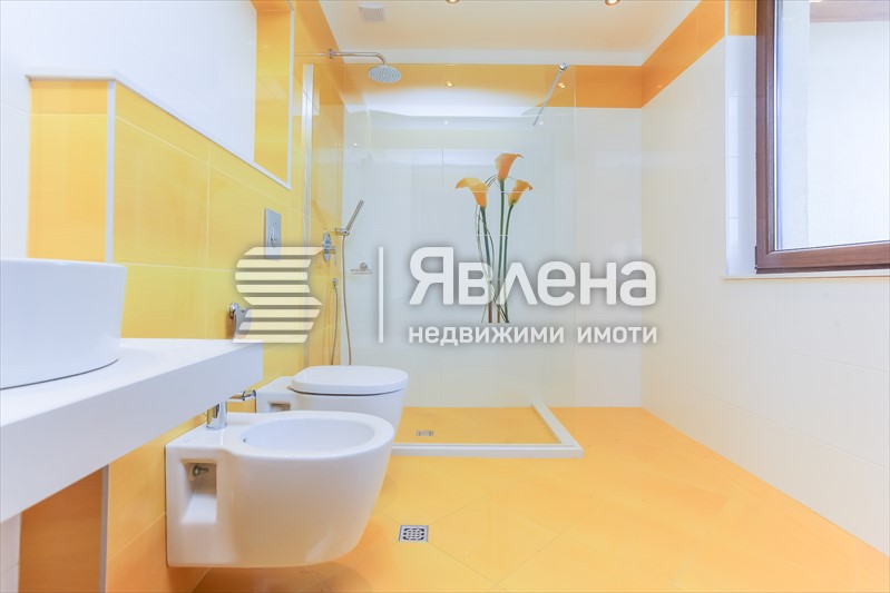 баня към спалня 2