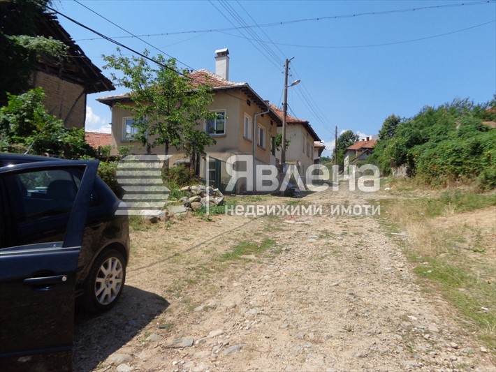 Улицата