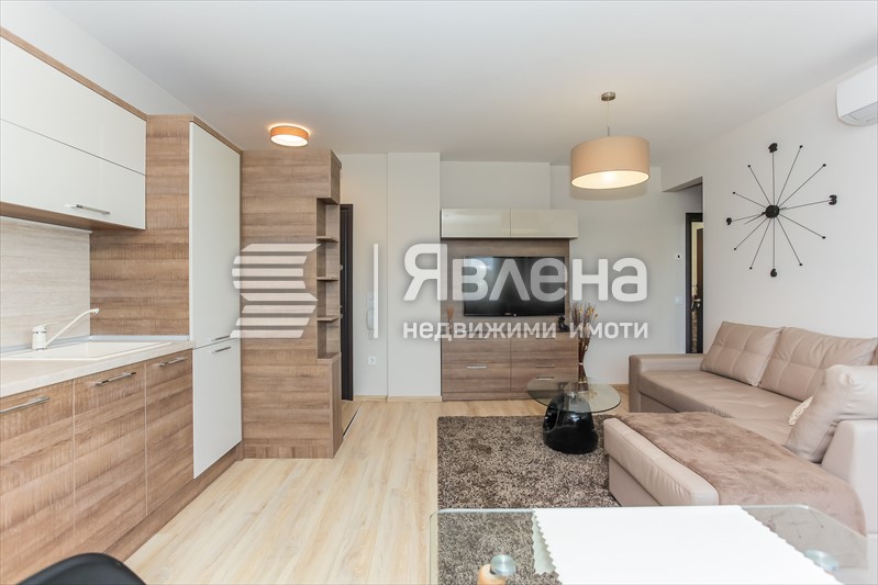 Луксозен имот дневна